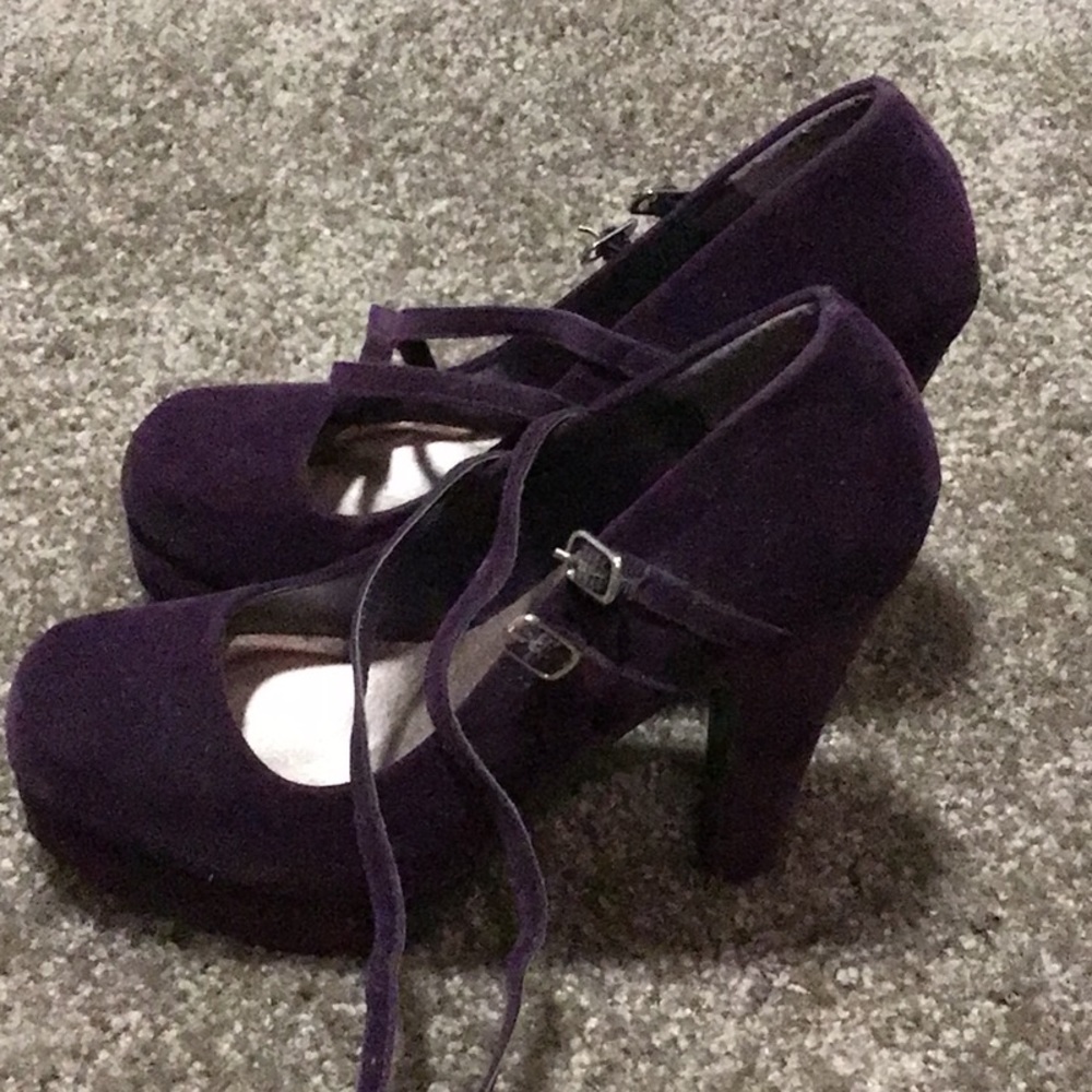 Cupid double strap heel